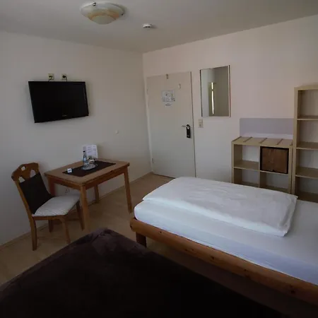 Otel Wirtshaus Krone 3*
