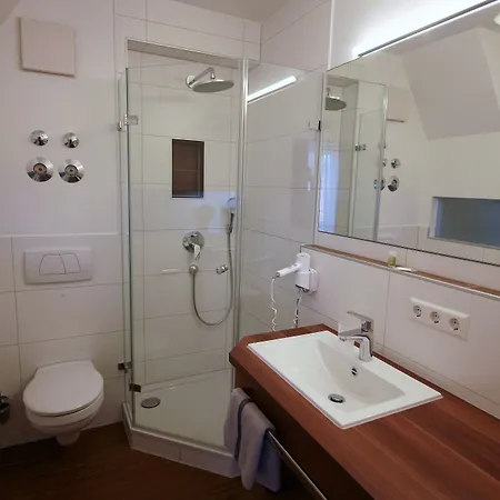 Otel Wirtshaus Krone Friedrichshafen