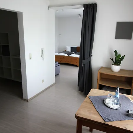 מלון Wirtshaus Krone 3*