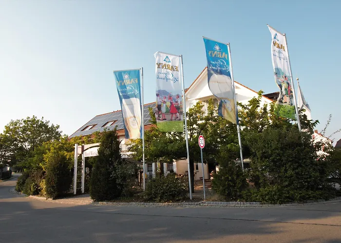 Wirtshaus Krone מלון