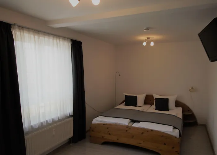 Wirtshaus Krone מלון 3*